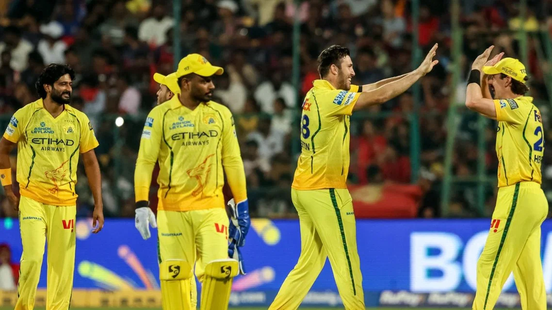 CSK's Jamie Overton and twin brother sign for Melbourne Stars. [Source - AFP]