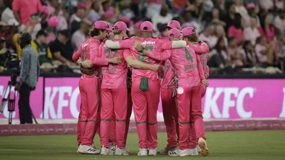 Why Are South African Players Wearing Pink Jersey In 2nd ODI vs Australia?