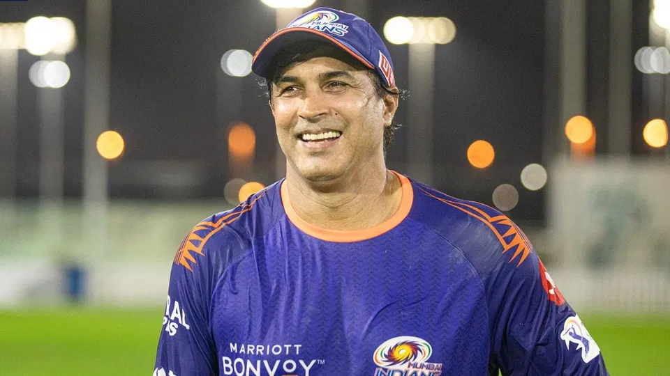 Robin Singh Quits Entire Mumbai Indians Universe; Mark Boucher Returns
