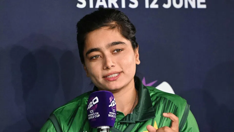 Fatima Sana Signs For WBBL, Becomes 2nd Pakistani Ever To Join Competition