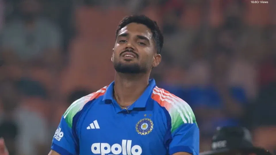 Gurnoor Brar Walks Off The Field With Injury In IND vs WI 3rd ODI