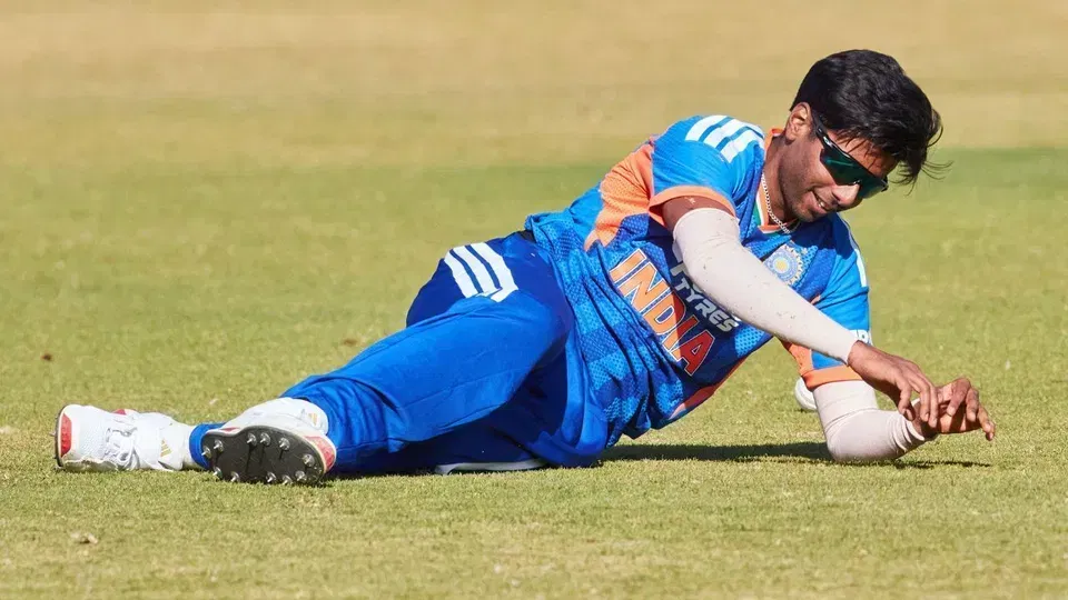 Varun Aaron Calls Out India's Tactic For Under-Utilising Mayank Yadav In Ranchi T20I