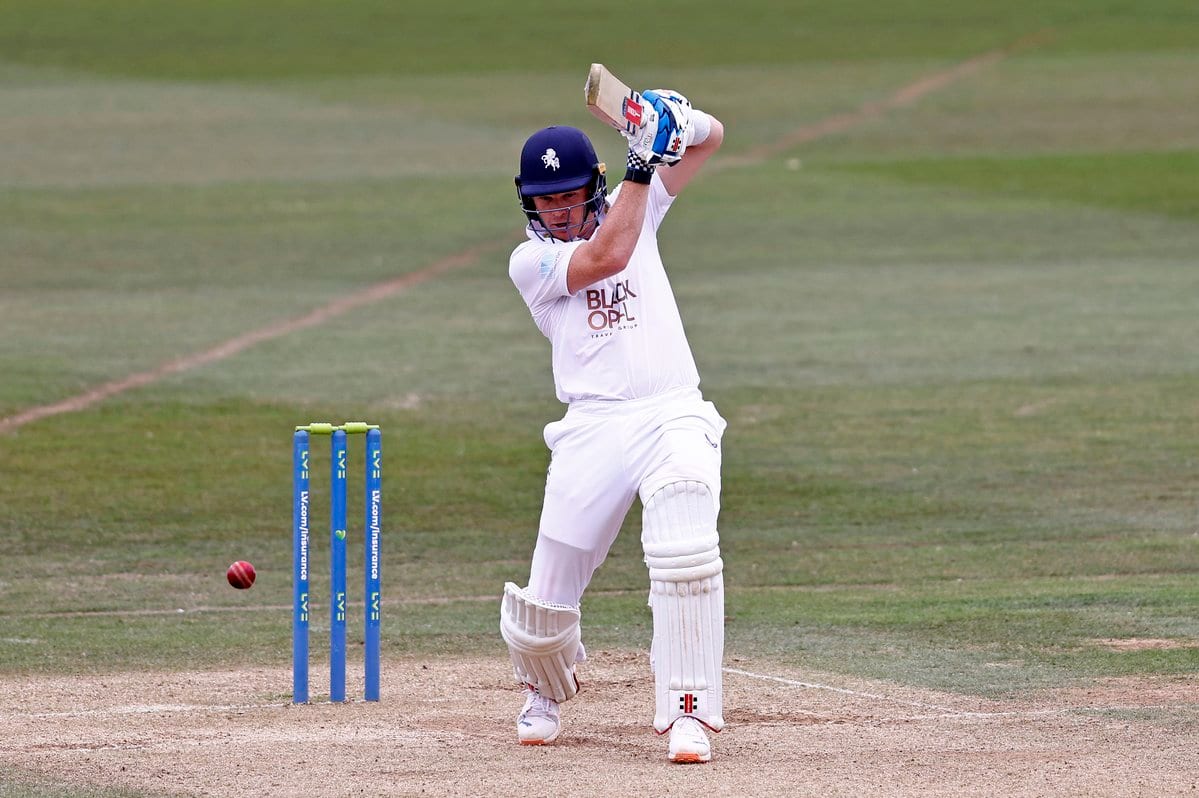 Billings extends contract with Kent for three years